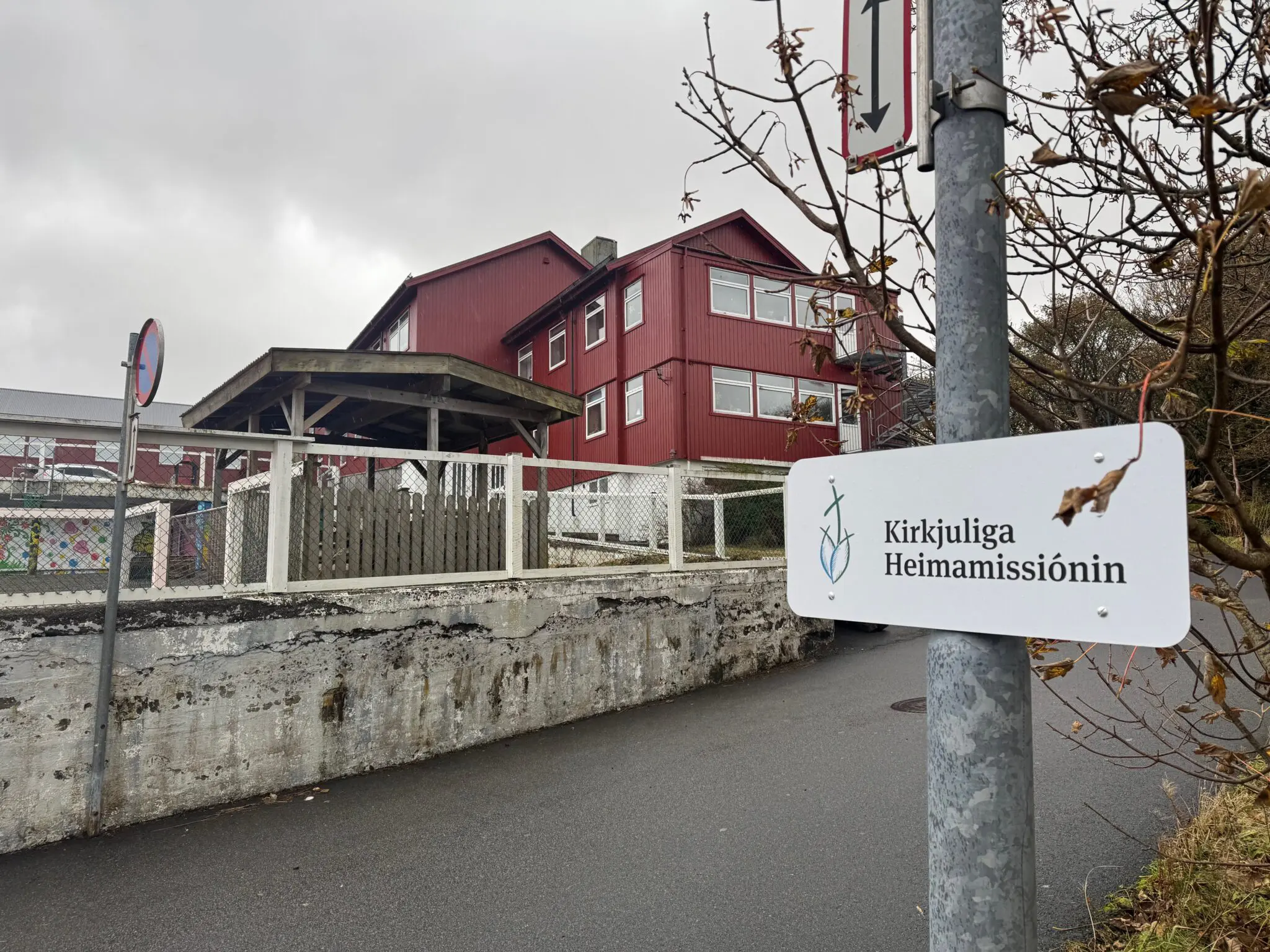 Opið hús á nýggju høvuðsskrivstovuni hjá Heimamissiónini